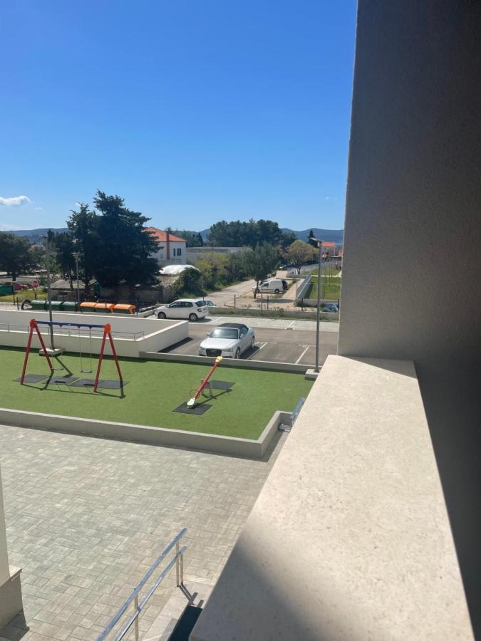 Apartment Diana Zara Parking Free エクステリア 写真
