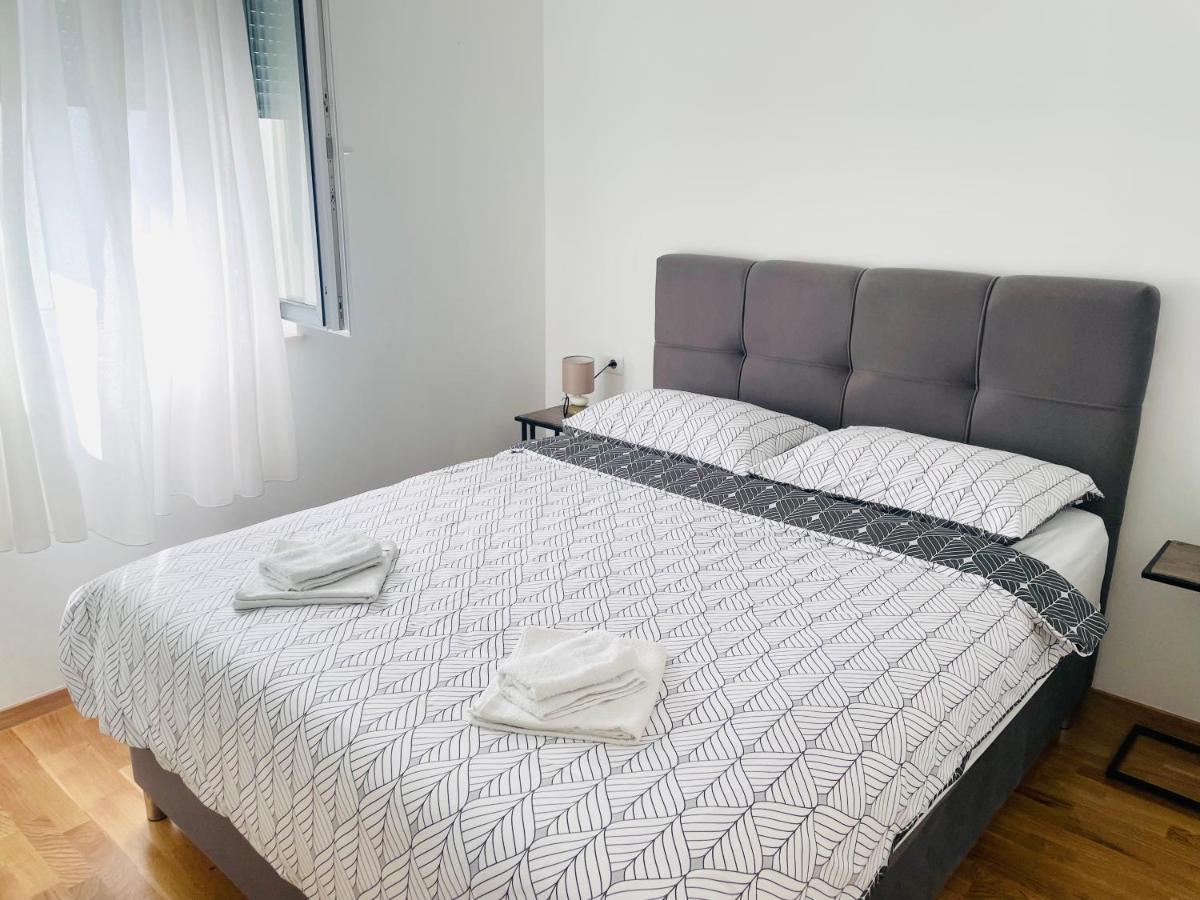 Apartment Diana Zara Parking Free エクステリア 写真